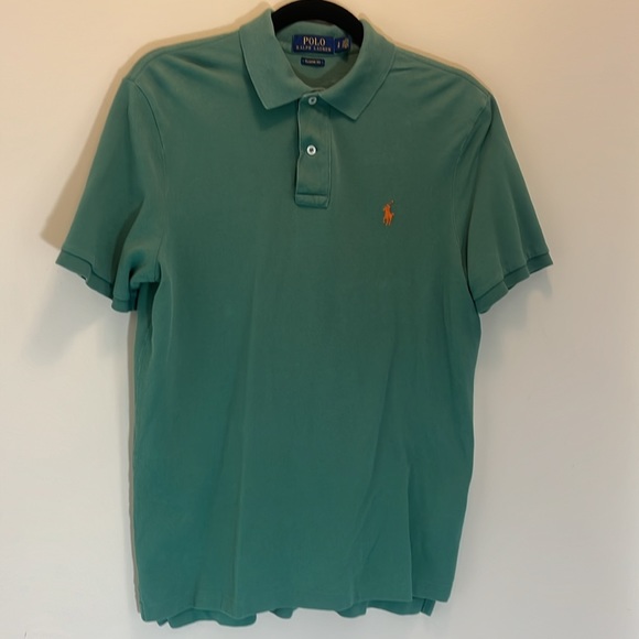 Polo by Ralph Lauren Green with Orange Pony
Classic Fit Short Sleeve
Size Small - Picture 2 of 7